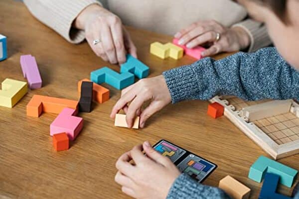 Plongez dans l'univers stratégique du jeu Gigamic Ton Bois avec notre test complet. Gagne ta maman accessible pour 1-2 joueurs.